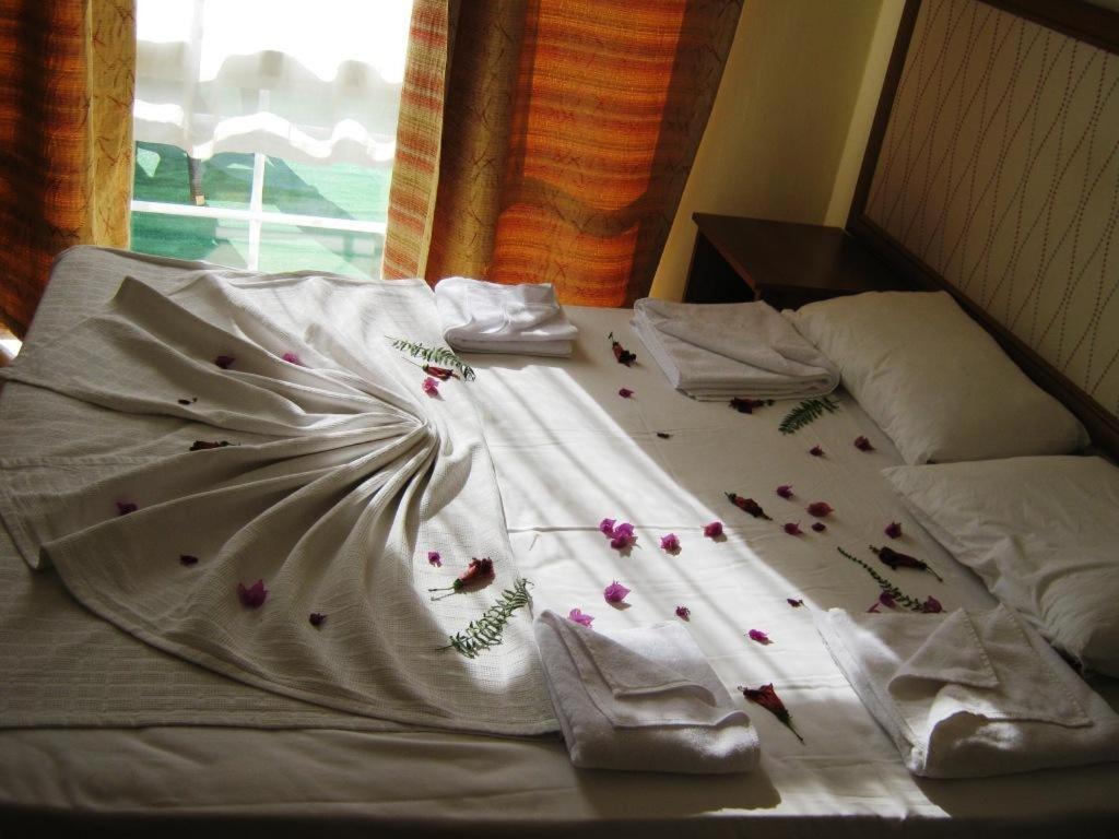 בודרום Tenda Hotel מראה חיצוני תמונה