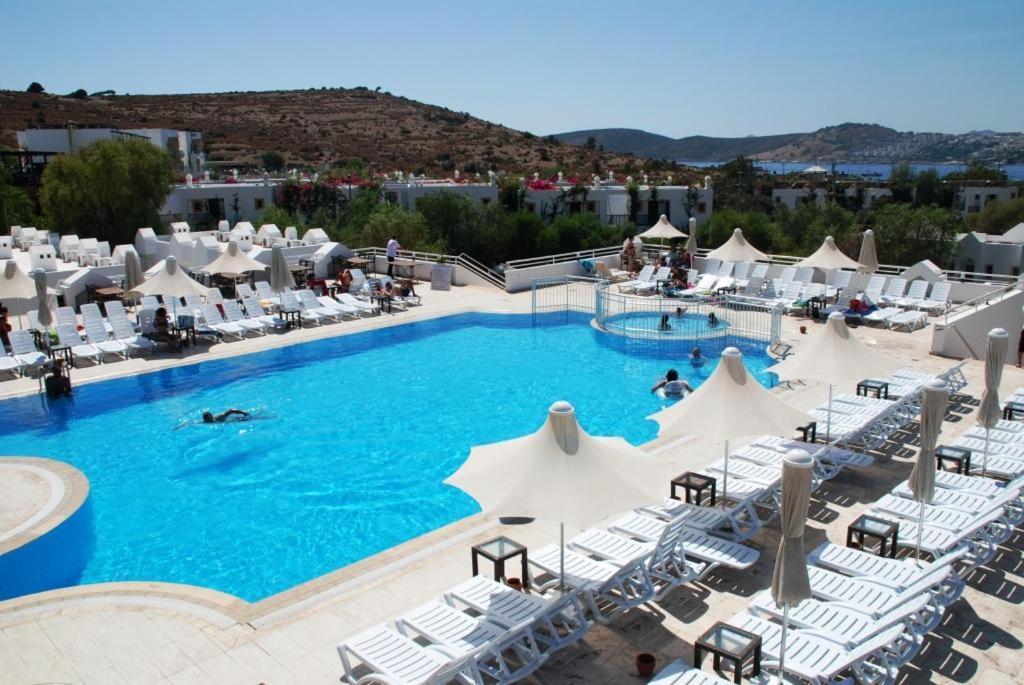 בודרום Tenda Hotel מראה חיצוני תמונה